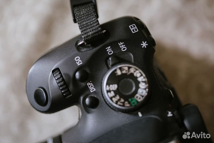 Canon 600D + Canon 18-55 IS