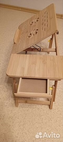 Столик для ноутбука