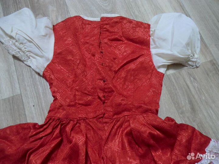 Платье для танцев -ретро 122-128см