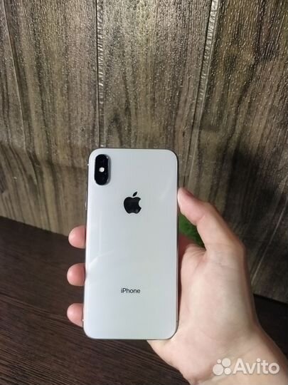 iPhone X, 64 ГБ