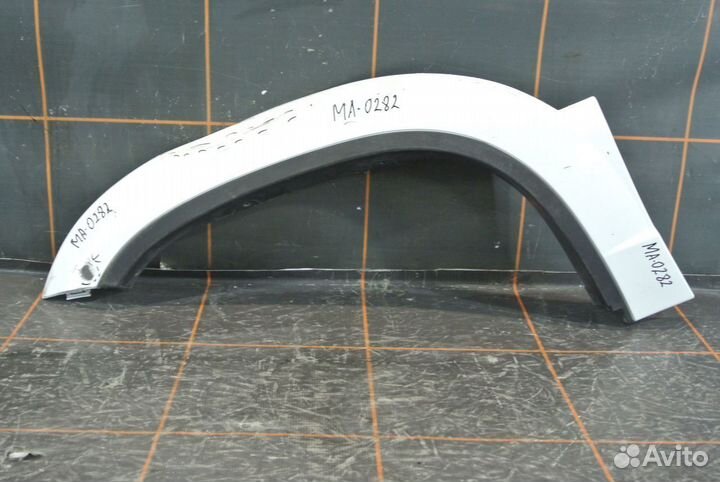 Накладка крыла переднего левого - Chevrolet Niva