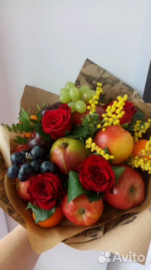 Букеты из фруктов и не только