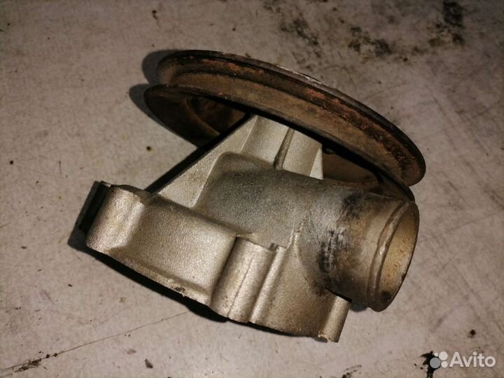 Помпа к двс ABU16 Volkswagen Golf 3