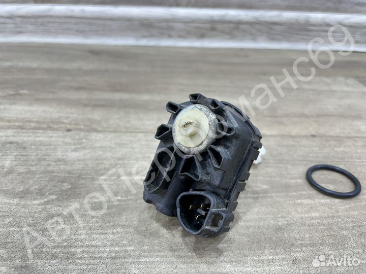 Корректор фары Toyota Camry 40 (2006-2009)