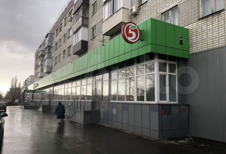Торговая площадь с арендаторами