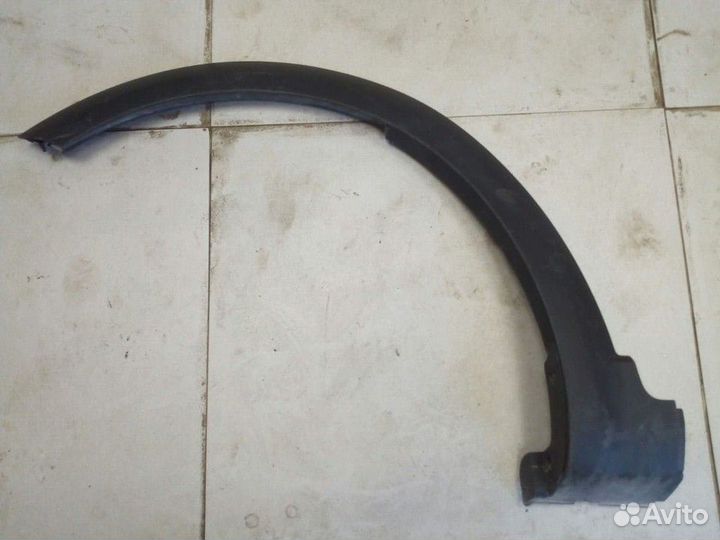 Накладка на крыло переднее левое LADA Vesta