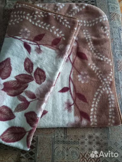 Плед на кровать