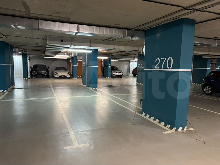 Машиноместо, 14 м²