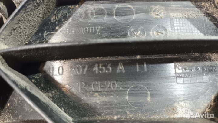 Кронштейн бампера Q7