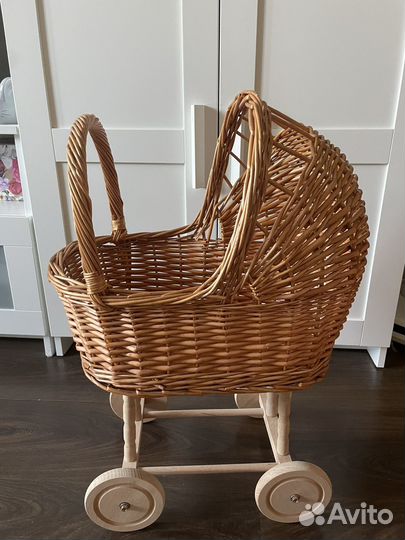 Люлька коляска плетенная