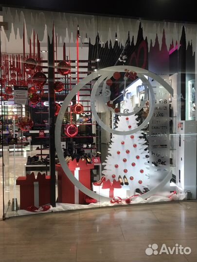 Оформление домов к новому году,ёлка и композиции,к