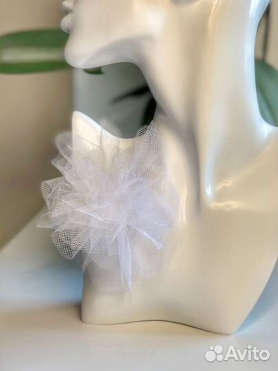 Брошь ручной работы цветок