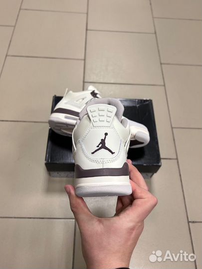 Кроссовки Nike Air Jordan 4 женские