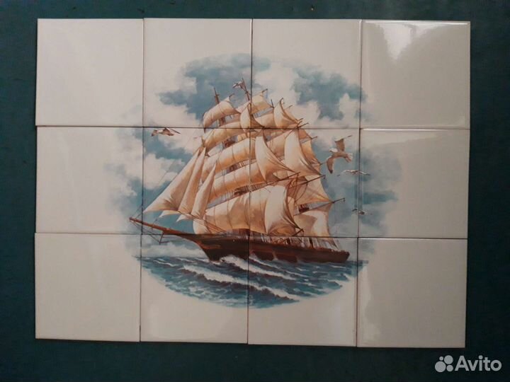 Кораблик на плитке