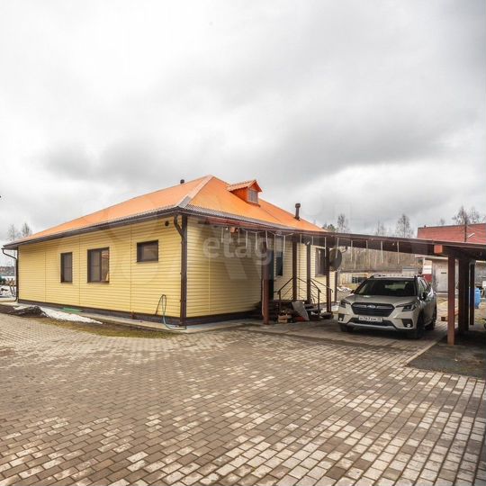 Дом 169 м² на участке 15 сот.