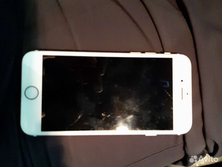 Телефон iPhone 6s 64 гб