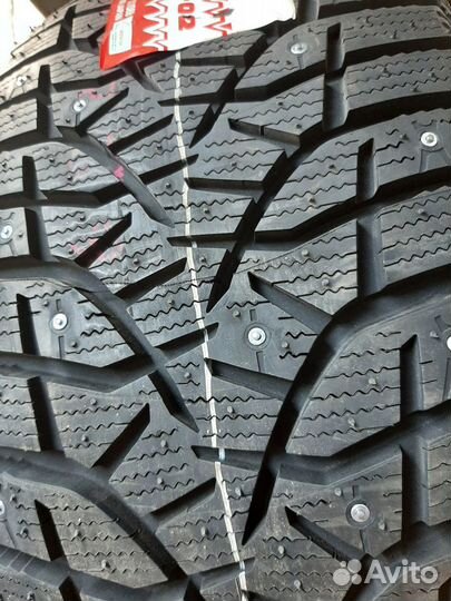 Bridgestone Blizzak Spike-02 245/40 R19 98T