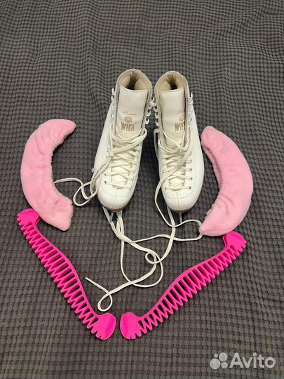 Фигурные коньки wifa 33