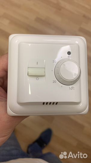 Терморегулятор j1