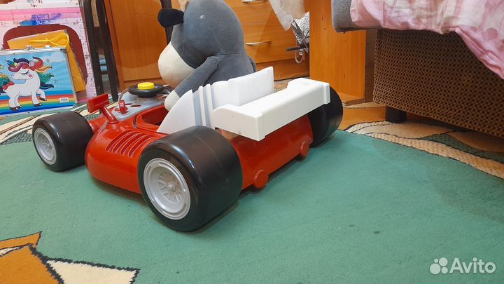 Машинка гоночная