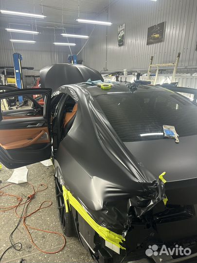 Оклейка автомобиля винил пленкой/антихром