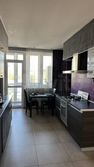 3-к. квартира, 102 м², 4/9 эт.