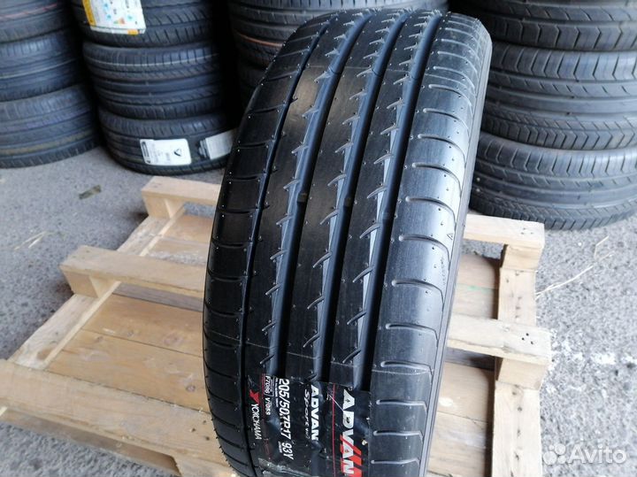Yokohama Advan Sport V105 205/50 R17 100L