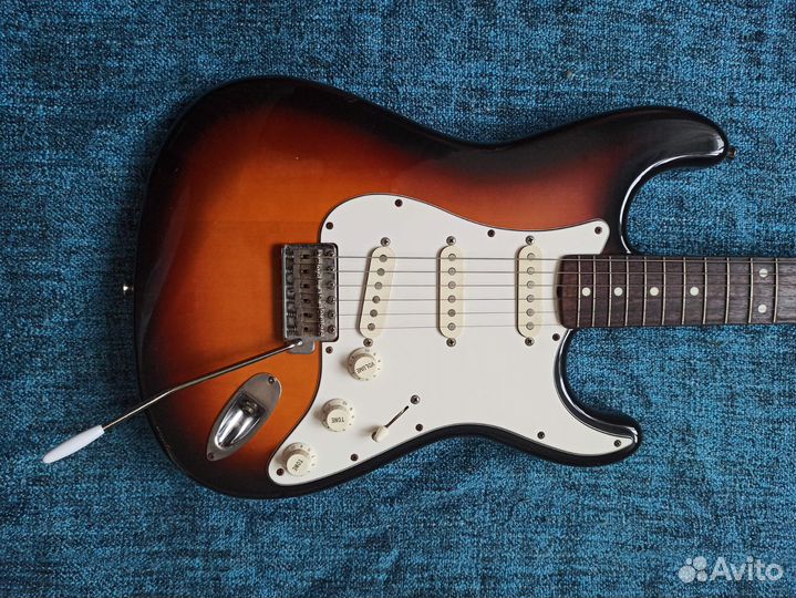 Fender stratocaster japan