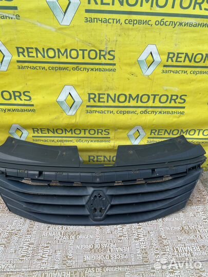 Решетка радиатора Renault Logan 1 8200752748