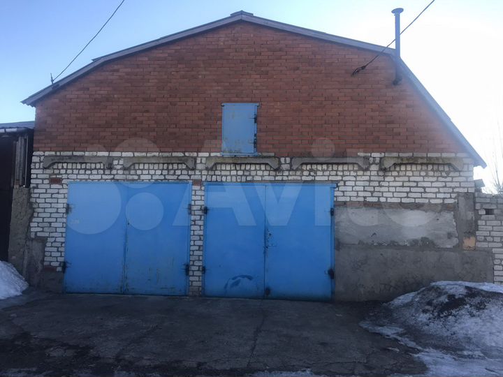 Гараж, > 30 м²