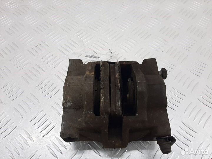 Суппорт задний левый для Peugeot-Citroen C5 1