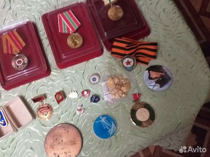 Значки ссср,какарды,жетоны