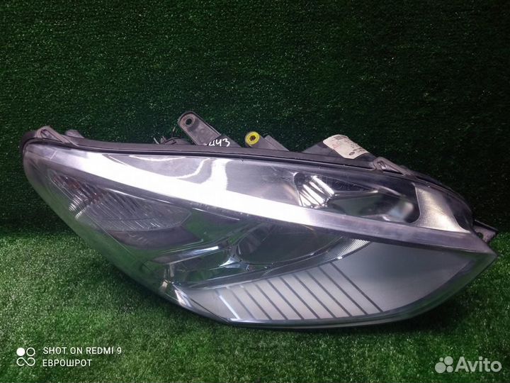 Фара правая Ford S-MAX (2006-2015)