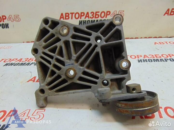 Кронштейн генератора для Nissan Almera 2 2000-200