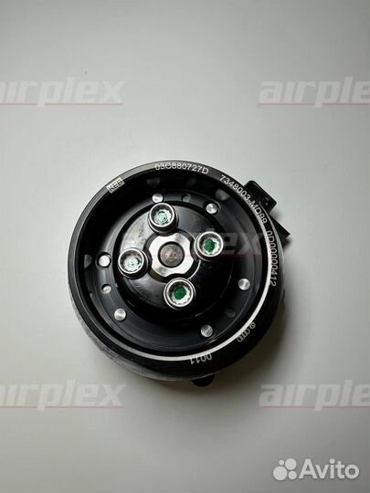 Водяная помпа VAG 1.4 caxa 03C121004J