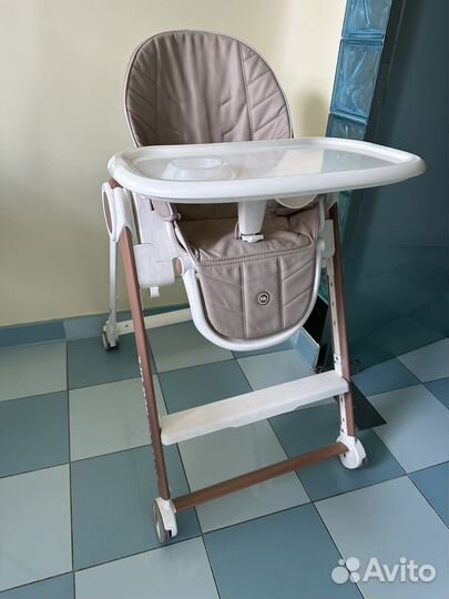 Стульчик для кормления happy baby