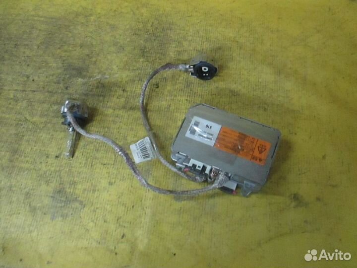 Блок розжига ксенона Subaru Legacy BL5