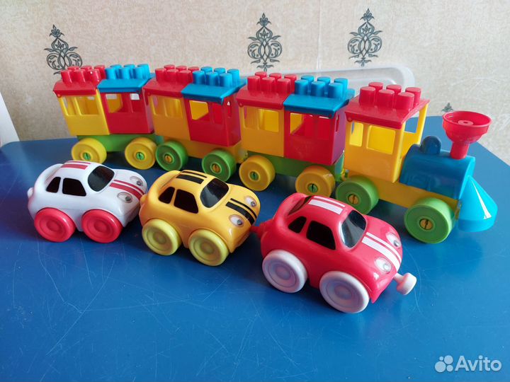 Развивающие игрушки Томи