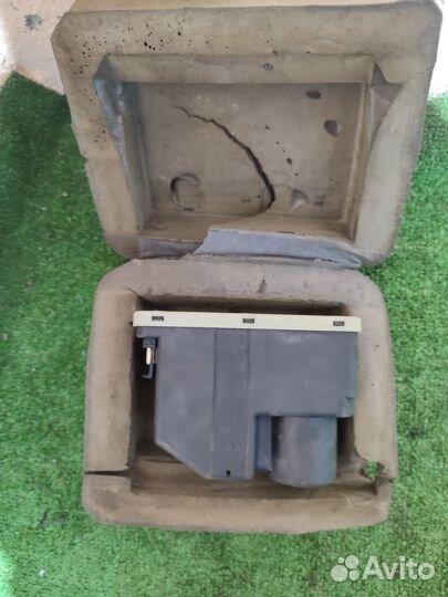 Компрессор центрального замка Mercedes w201 w124