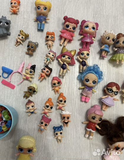 Кукольный домик с мебелью деревянный