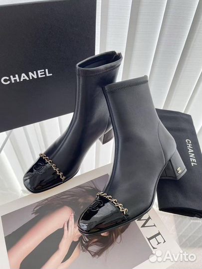 Ботинки Chanel