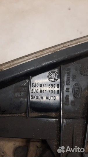 Фара противотуманная левая