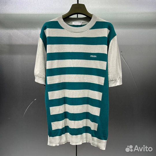 Футболка Prada
