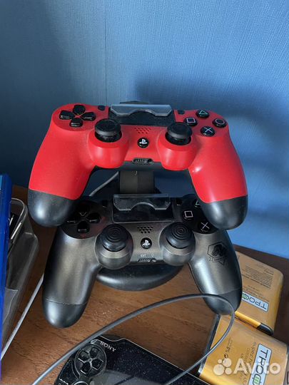 PlayStation 4 Limited Edition Metal Gear Solid