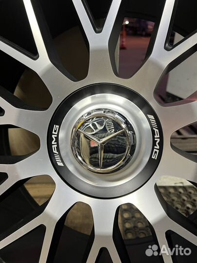 Зимний комплект колес на GLS 167, глс 167 р 22