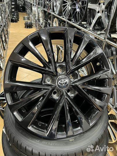 Диски литые R17 5*114.3 Toyota