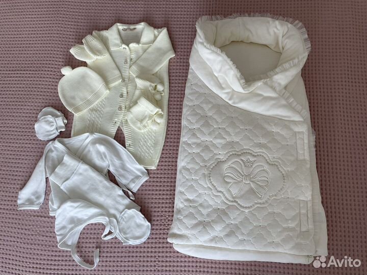 Конверт + комплект на выписку