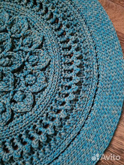 Коврик ручной работы