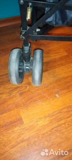 Прогулочная коляска трость babyton