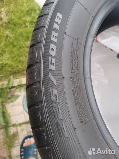Royal Black Royal Sport 225/60 R18